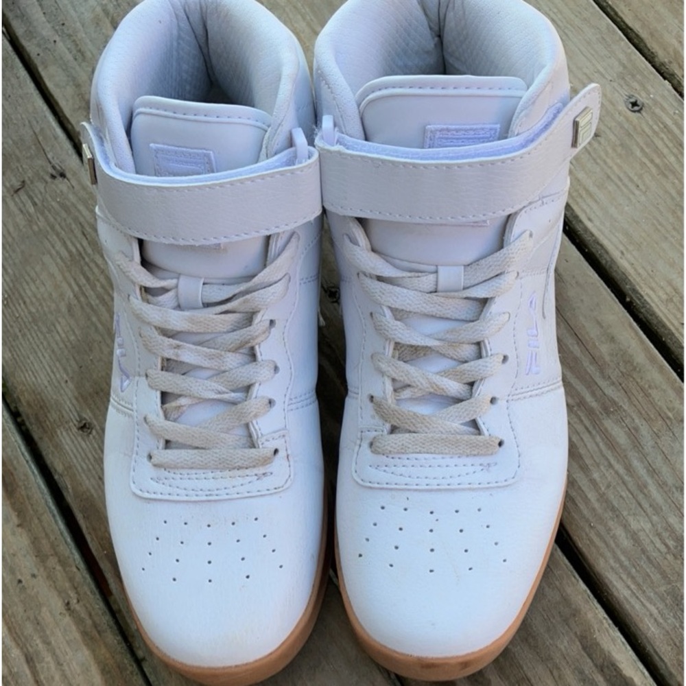 White Fila High tops - Picture 2 of 5